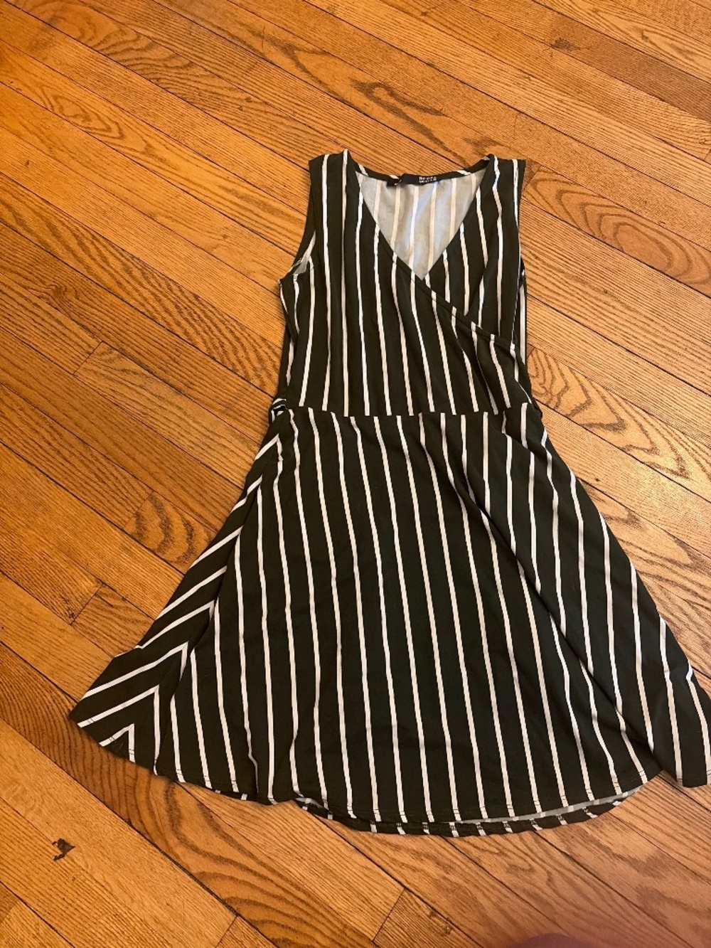 Chic striped wrap style dress by Rebel Sugar size M